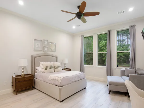 $3,200 | 12118 South Tara Plantation Drive, Tomball, TX 77375