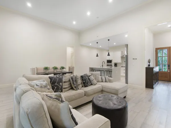 $3,200 | 12118 South Tara Plantation Drive, Tomball, TX 77375