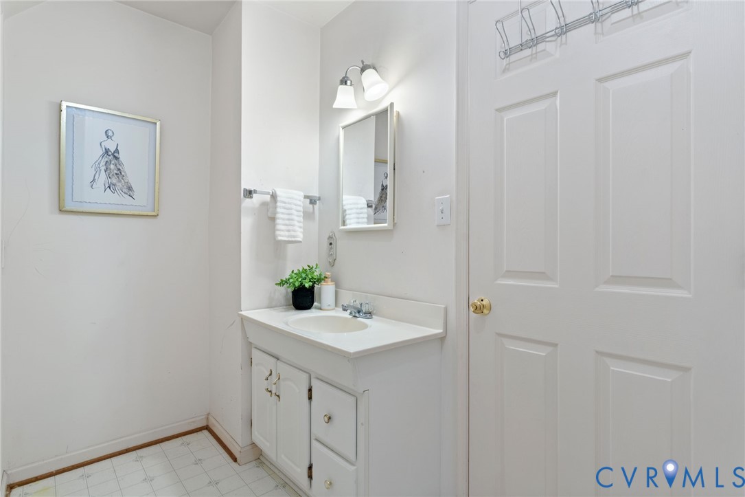 5114 Devonshire Road Richmond, VA 23225 - Photo 34 of 48 Gallery Image 34