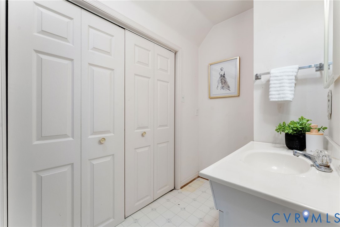 5114 Devonshire Road Richmond, VA 23225 - Photo 35 of 48 Gallery Image 35