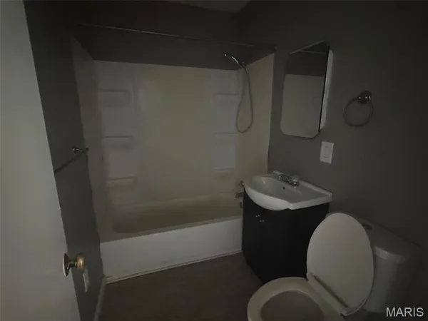 $105,000 | 727 West Fannetta Street, Dexter, MO 63841