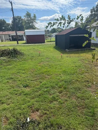 $105,000 | 727 West Fannetta Street, Dexter, MO 63841