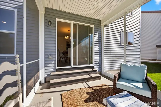 $420,000 | 1933 Rolling River Circle, St. Paul, MO 63366