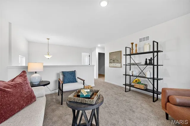 $420,000 | 1933 Rolling River Circle, St. Paul, MO 63366