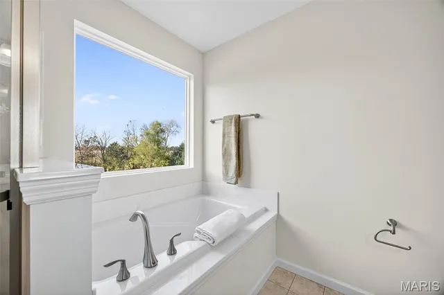 $420,000 | 1933 Rolling River Circle, St. Paul, MO 63366