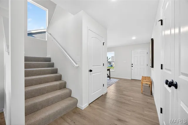 $420,000 | 1933 Rolling River Circle, St. Paul, MO 63366