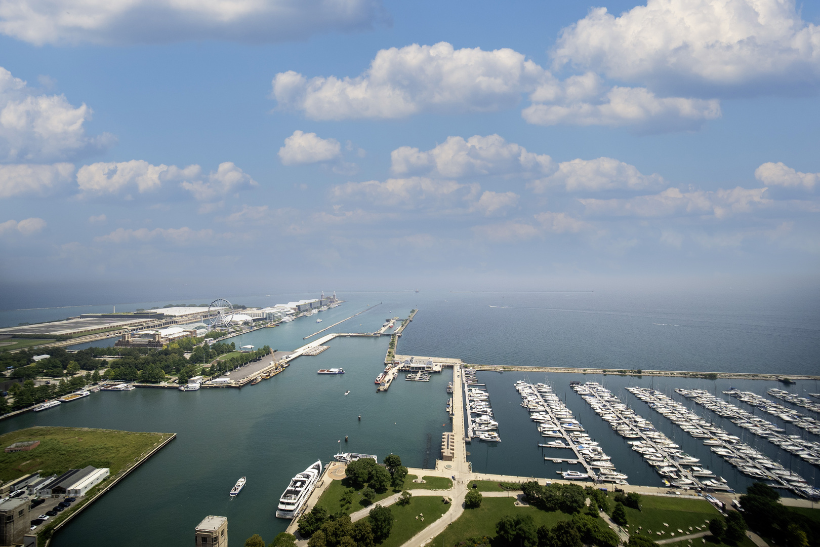 450 East Waterside Drive, Unit 3302 Chicago, IL 60601 - Photo 4 of 52