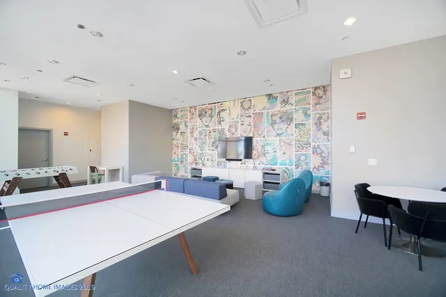 $2,000,000 | 450 East Waterside Drive, Unit 3302, Chicago, IL 60601