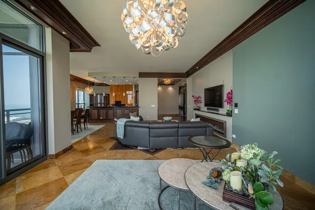 $2,000,000 | 450 East Waterside Drive, Unit 3302, Chicago, IL 60601