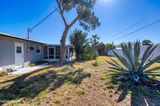 $2,350 | 3041 Oleander Avenue, Daytona Beach, FL 32118