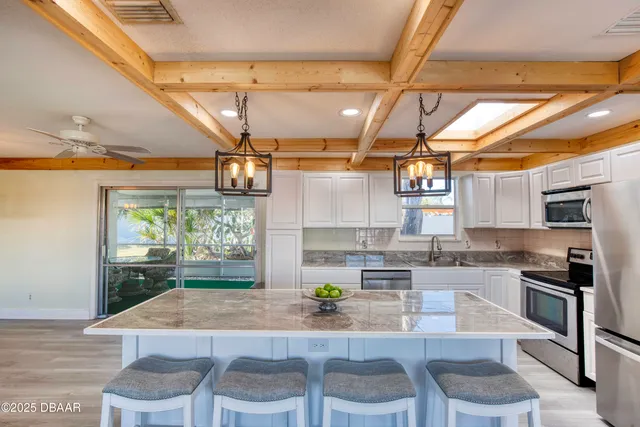 $2,350 | 3041 Oleander Avenue, Daytona Beach, FL 32118