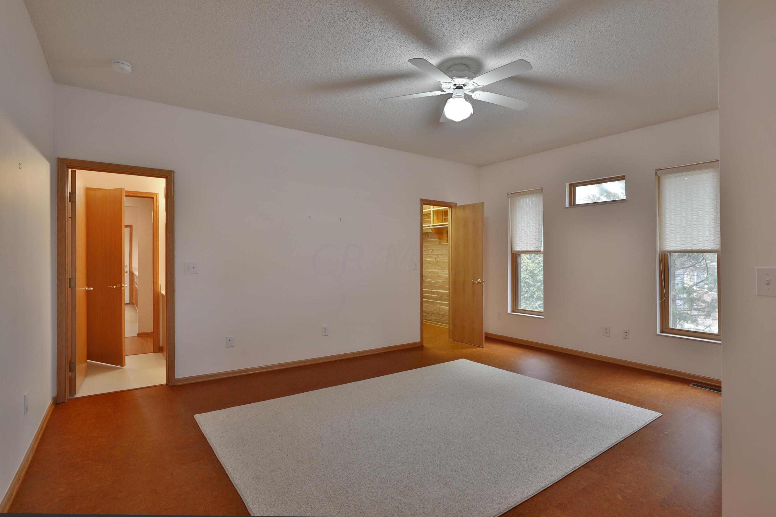 5892 Linworth Road Columbus, OH 43085 - Photo 31 of 68 5892-Linworth-31