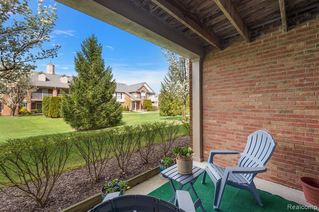 3535 Oakmonte Boulevard Rochester, MI 48306 - Photo 29 of 43