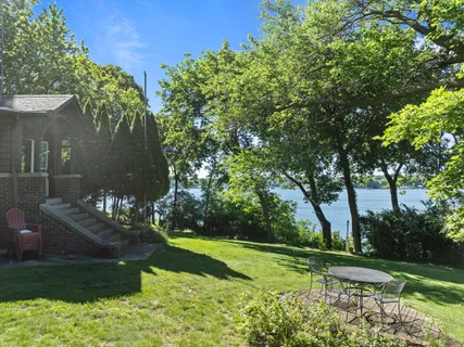$2,250,000 | 2304 North Shore Drive, Delavan, WI 53115