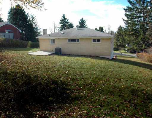 233 Beech Road Plum, PA 15239 - Photo 2 of 11 Exterior Front.