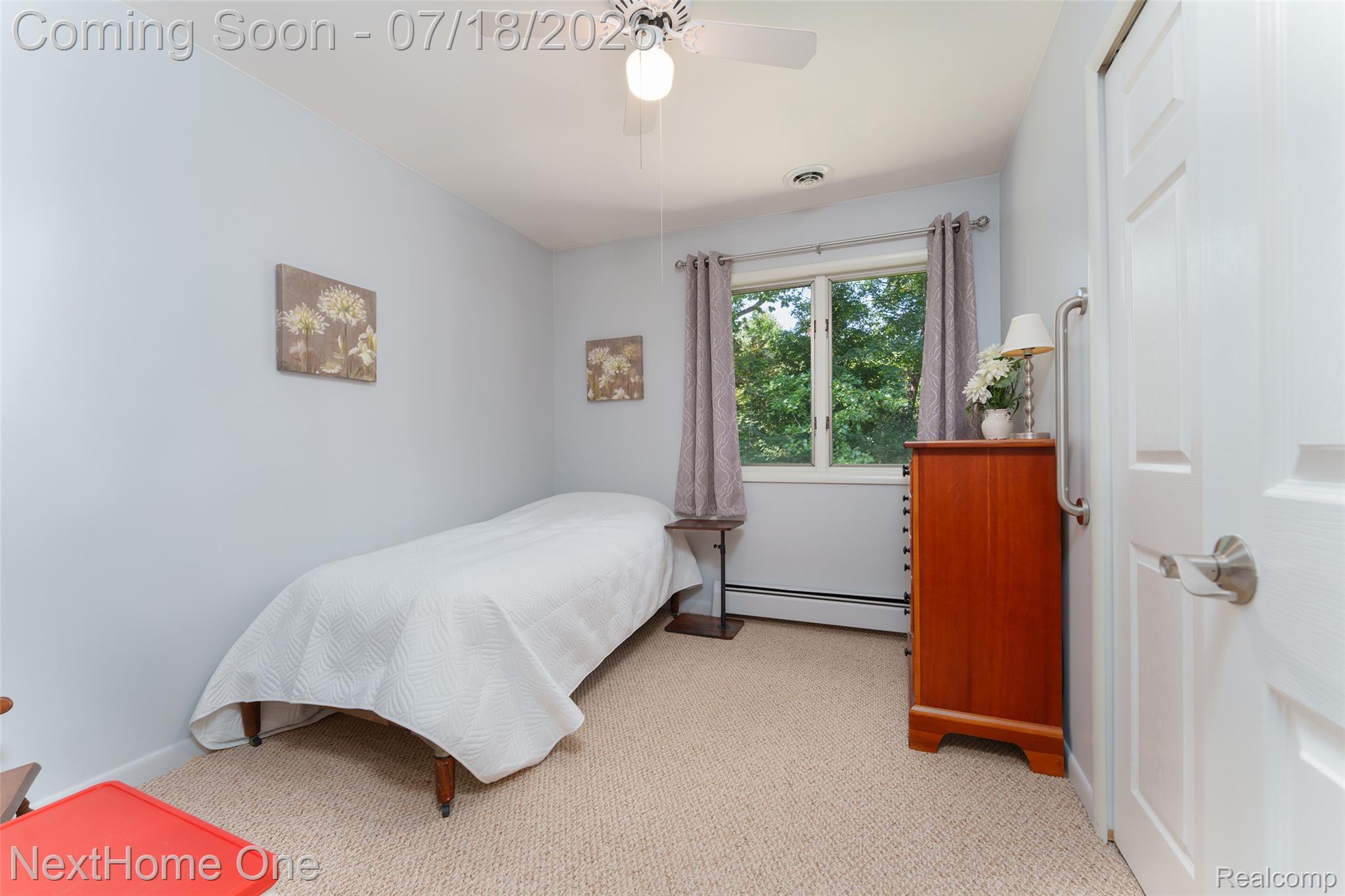 4423 Mason Road Howell, MI 48843 - Photo 14 of 29 Versatile bedroom offering generous closet space—ideal for family, guests, or a home office.