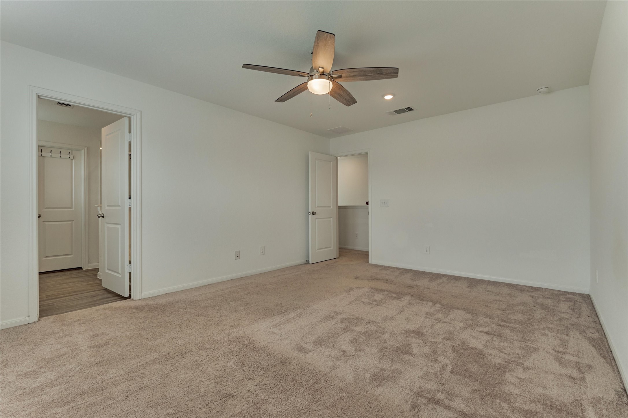 5406 Balerna St Spring Spring, TX 77373 - Photo 18 of 37