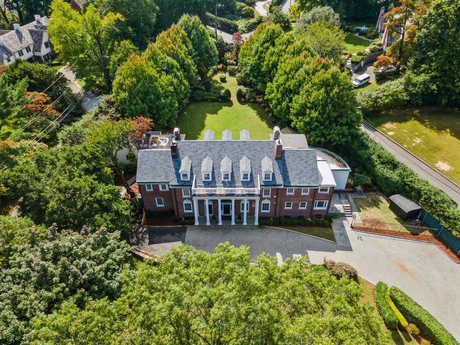 45 Durham Road Bronxville, NY 10708 - Photo 25 of 25 Aerial view