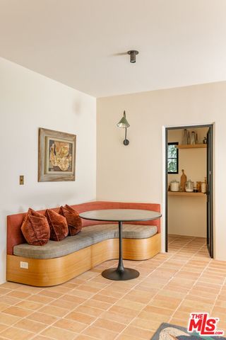 $3,225,000 | 6120 Warner Drive, Los Angeles, CA 90048