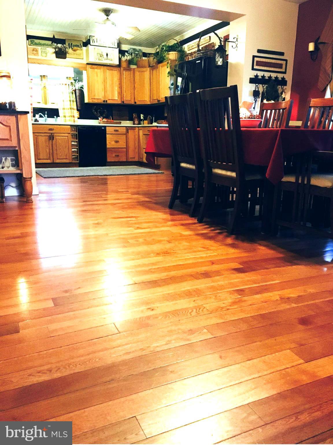 1210 Ridgeshire Road Baltimore, MD 21222 - Photo 9 of 16 Dining Room