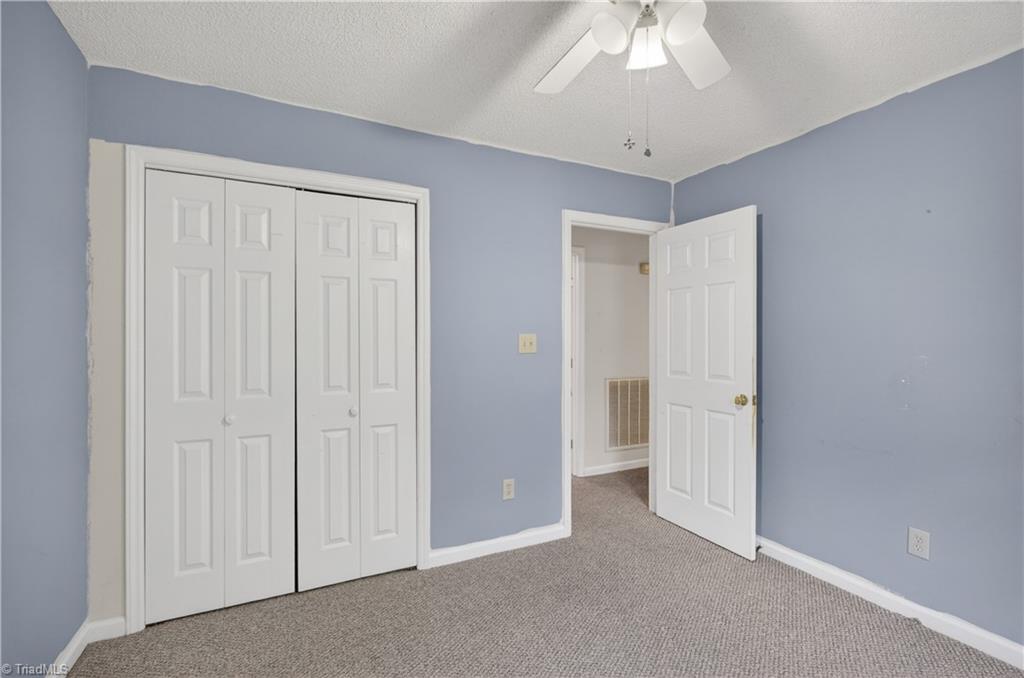 3701 Mulberry Lane High Point, NC 27265 - Photo 20 of 28