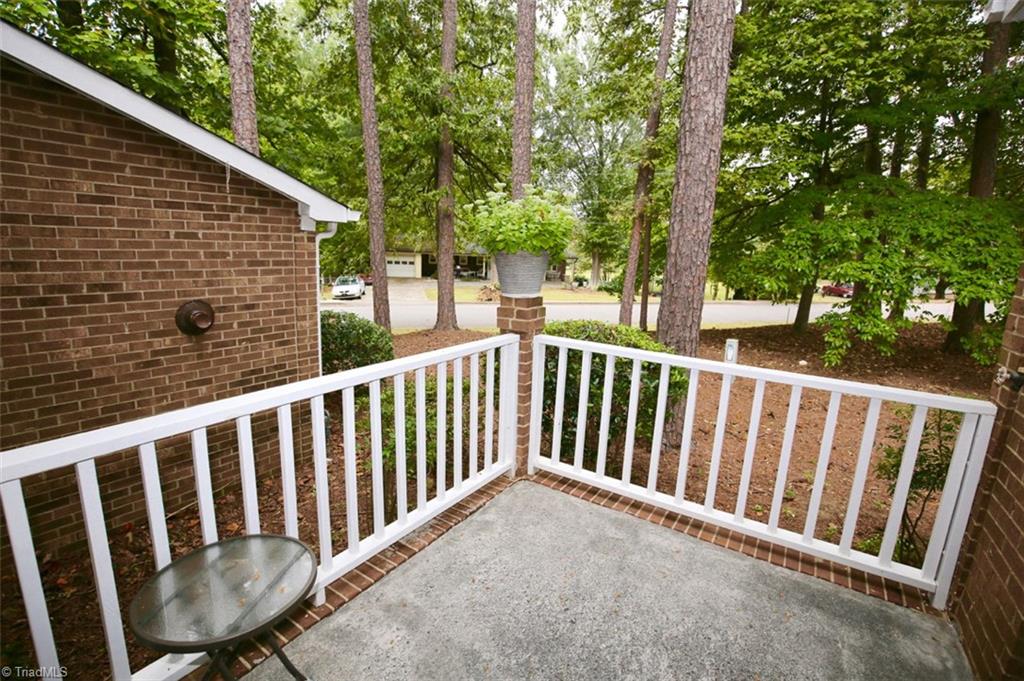 2002 Ridge Brook Court Winston-Salem, NC 27127 - Photo 19 of 20 Patio
