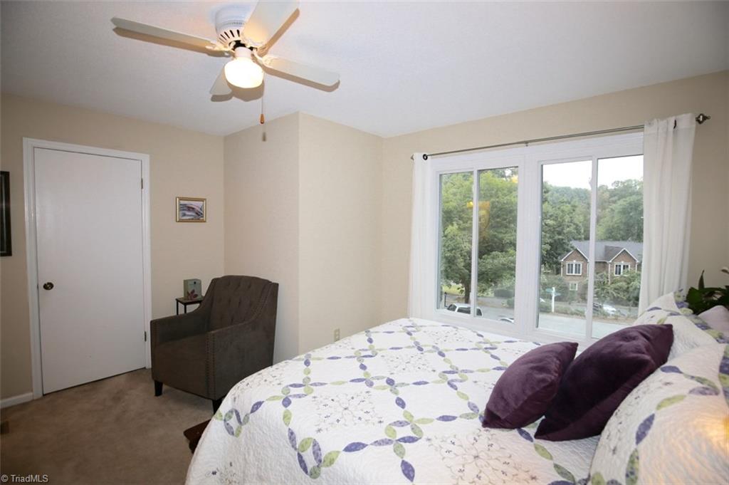 2002 Ridge Brook Court Winston-Salem, NC 27127 - Photo 9 of 20 Gallery Image 9