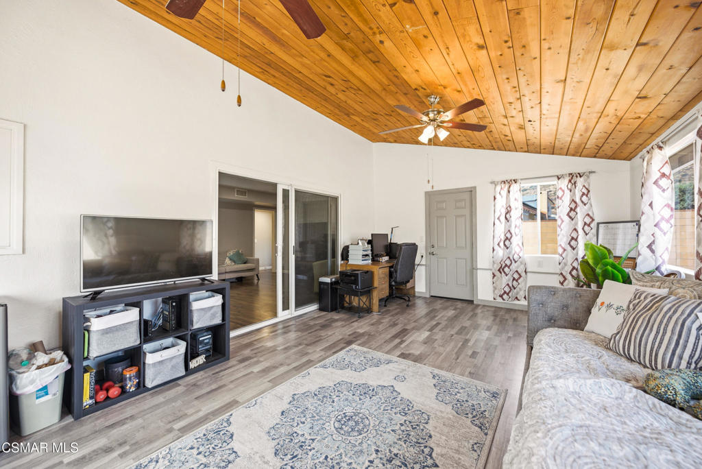 6524 Menlo Street Simi Valley, CA 93063 - Photo 23 of 51