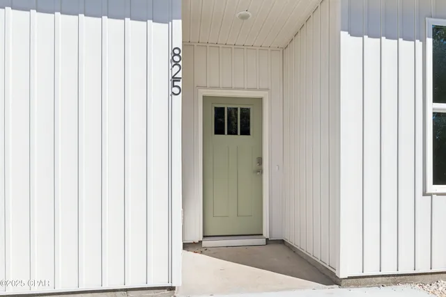 $240,000 | 825 East 12th Street, Panama City, FL 32401