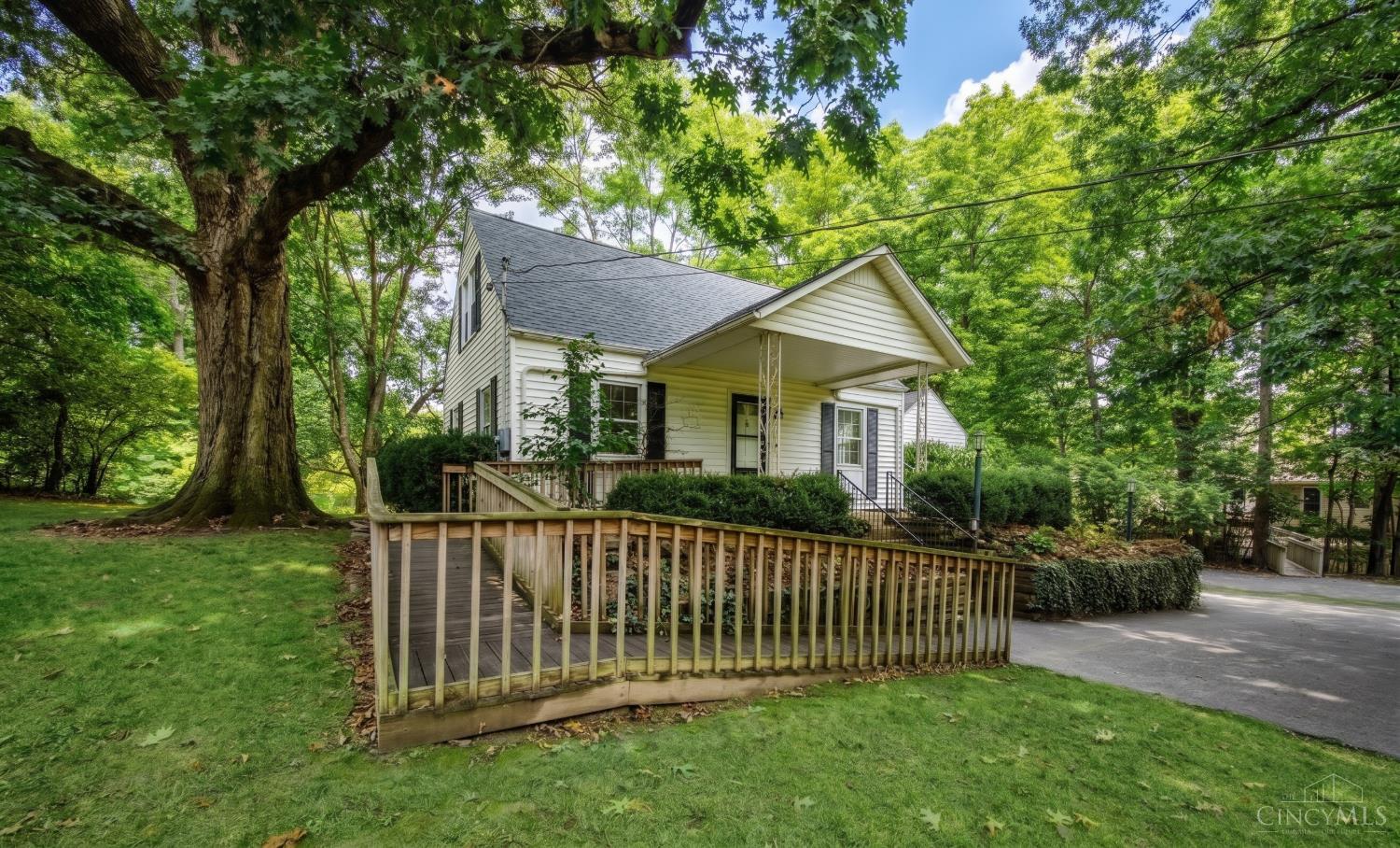 5895 Greenlawn Road Hamilton, OH 45011 - Photo 2 of 50 Gallery Image 2