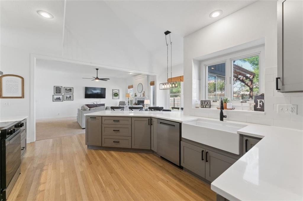 21081 224th Street Spring Hill, KS 66083 - Photo 15 of 65