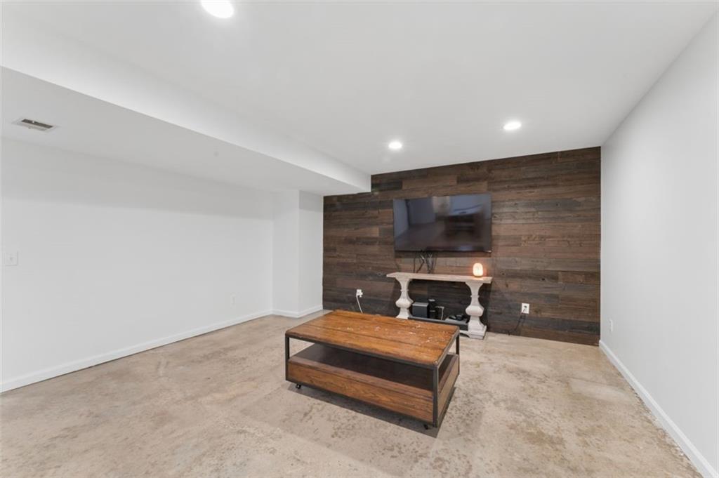 21081 224th Street Spring Hill, KS 66083 - Photo 45 of 65