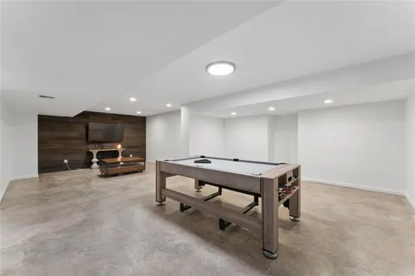 $475,000 | 21081 224th Street, Spring Hill, KS 66083
