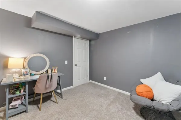 $475,000 | 21081 224th Street, Spring Hill, KS 66083