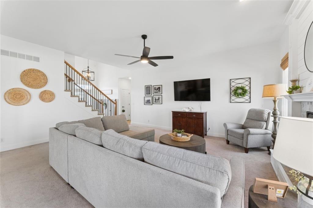 21081 224th Street Spring Hill, KS 66083 - Photo 10 of 65