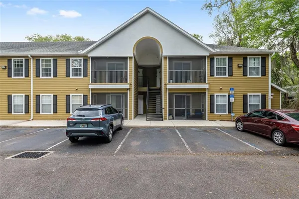 $205,000 | 4215 Southwest 31st Drive, Unit 204, Gainesville, FL 32608