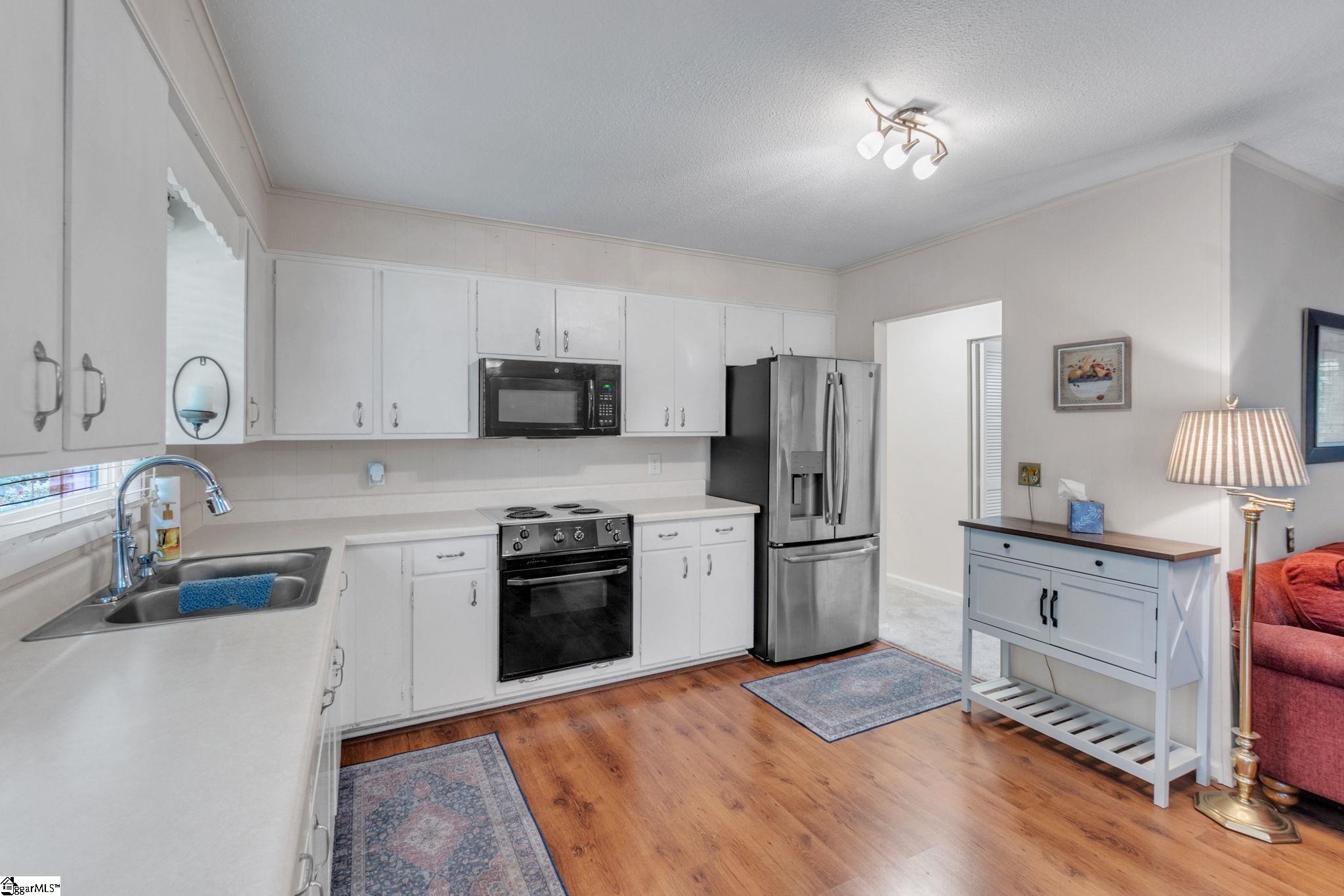 200 Rampey Street Easley, SC 29640 - Photo 11 of 41