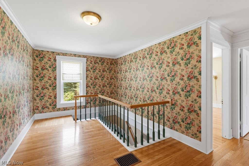 1545 Ritchie Road Stow, OH 44224 - Photo 13 of 32 Upper Hallway, Reading Nook