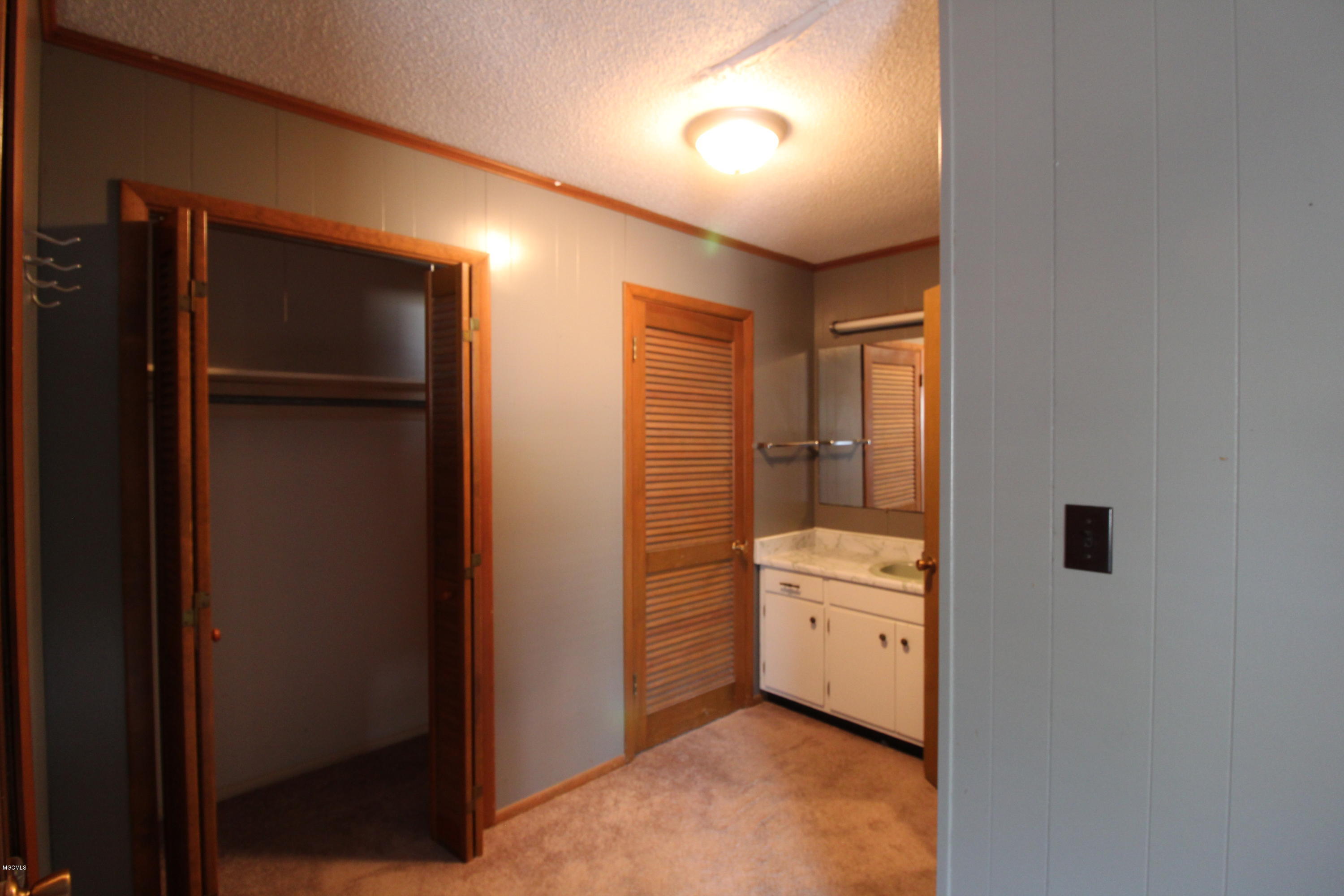 14808 Wolf Ridge Road Moss Point, MS 39562 - Photo 11 of 21 IMG_2300