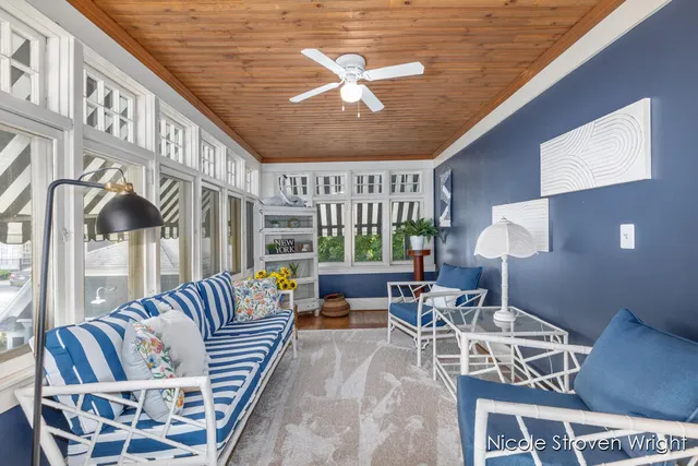 $897,500 | 400 Fulton Street East, Grand Rapids, MI 49503