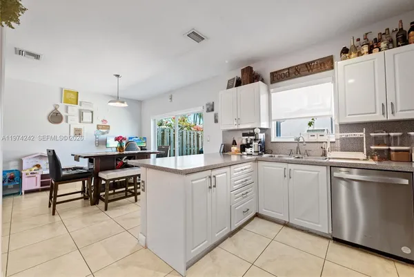 $3,300 | 930 Southwest 147th Court, Miami, FL 33194