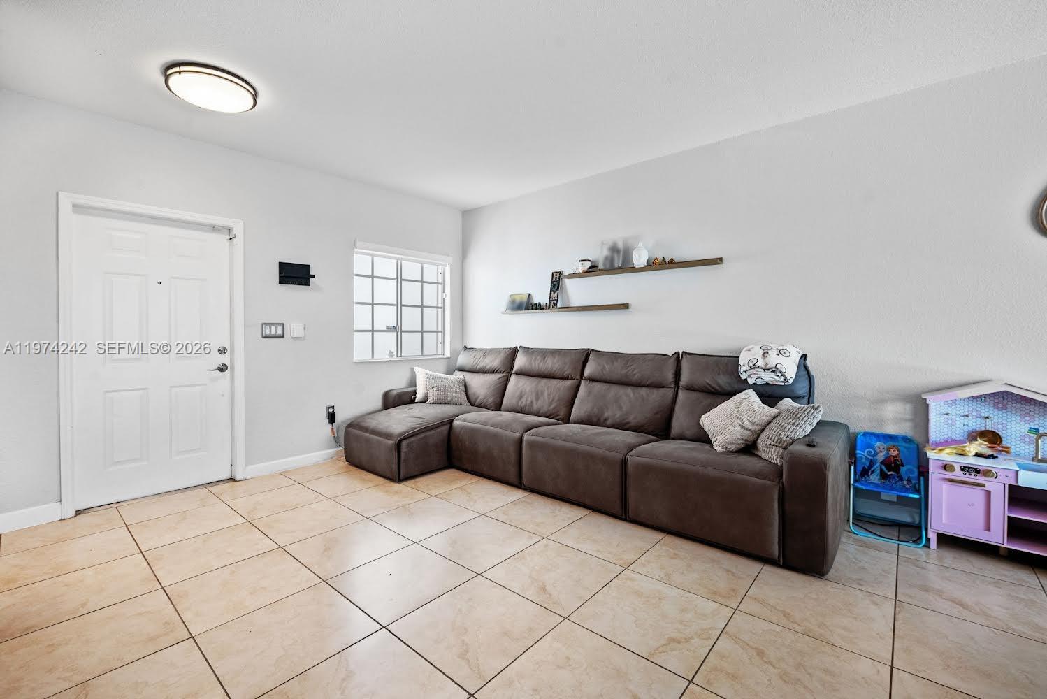 930 Southwest 147th Court Miami, FL 33194 - Photo 5 of 25