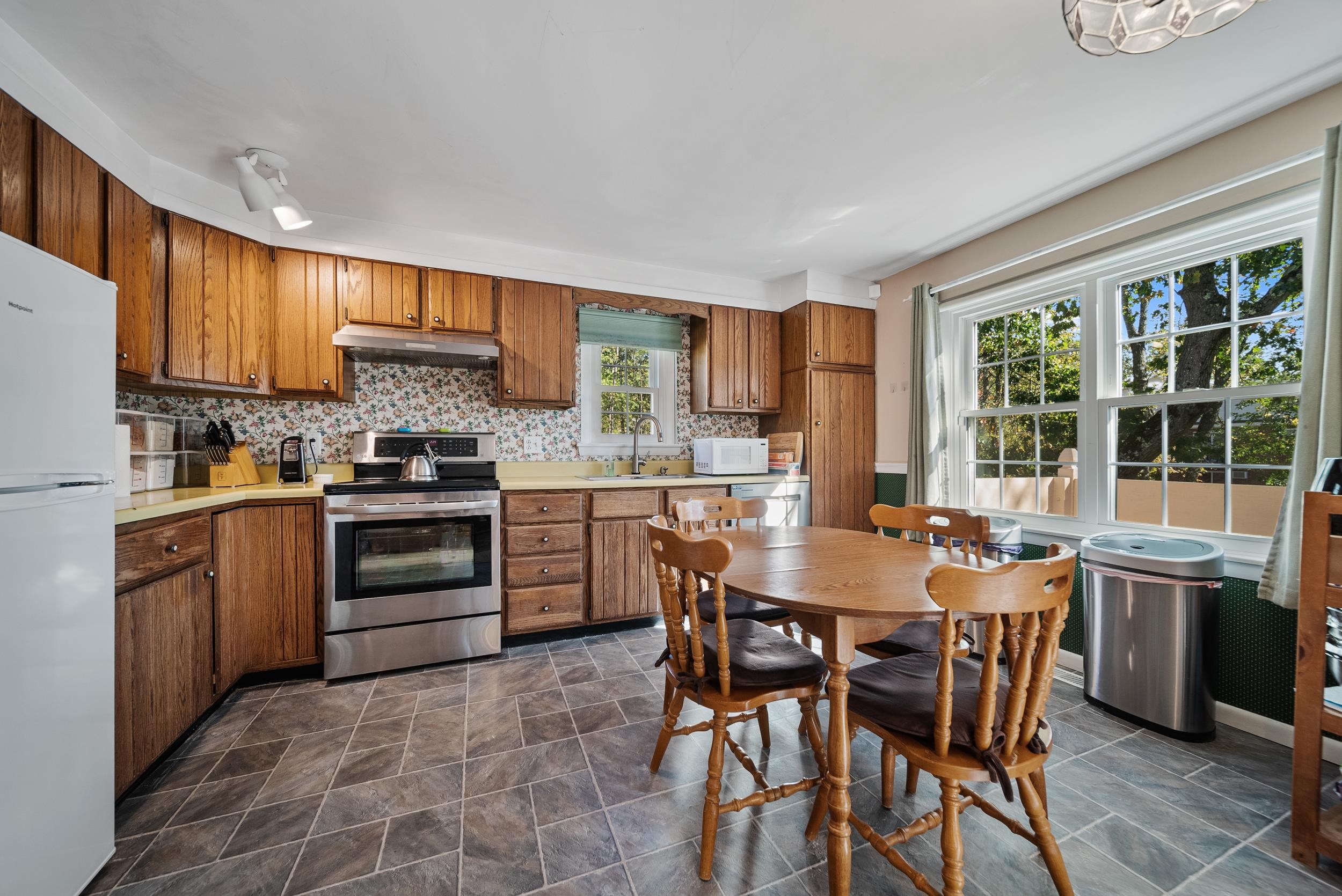 8 Cardinal Road Concord, NH 03301 - Photo 9 of 44