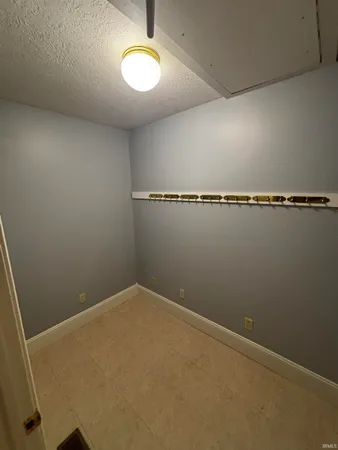 $470,000 | 6658 West Mulberry Jefferson Road, Frankfort, IN 46041