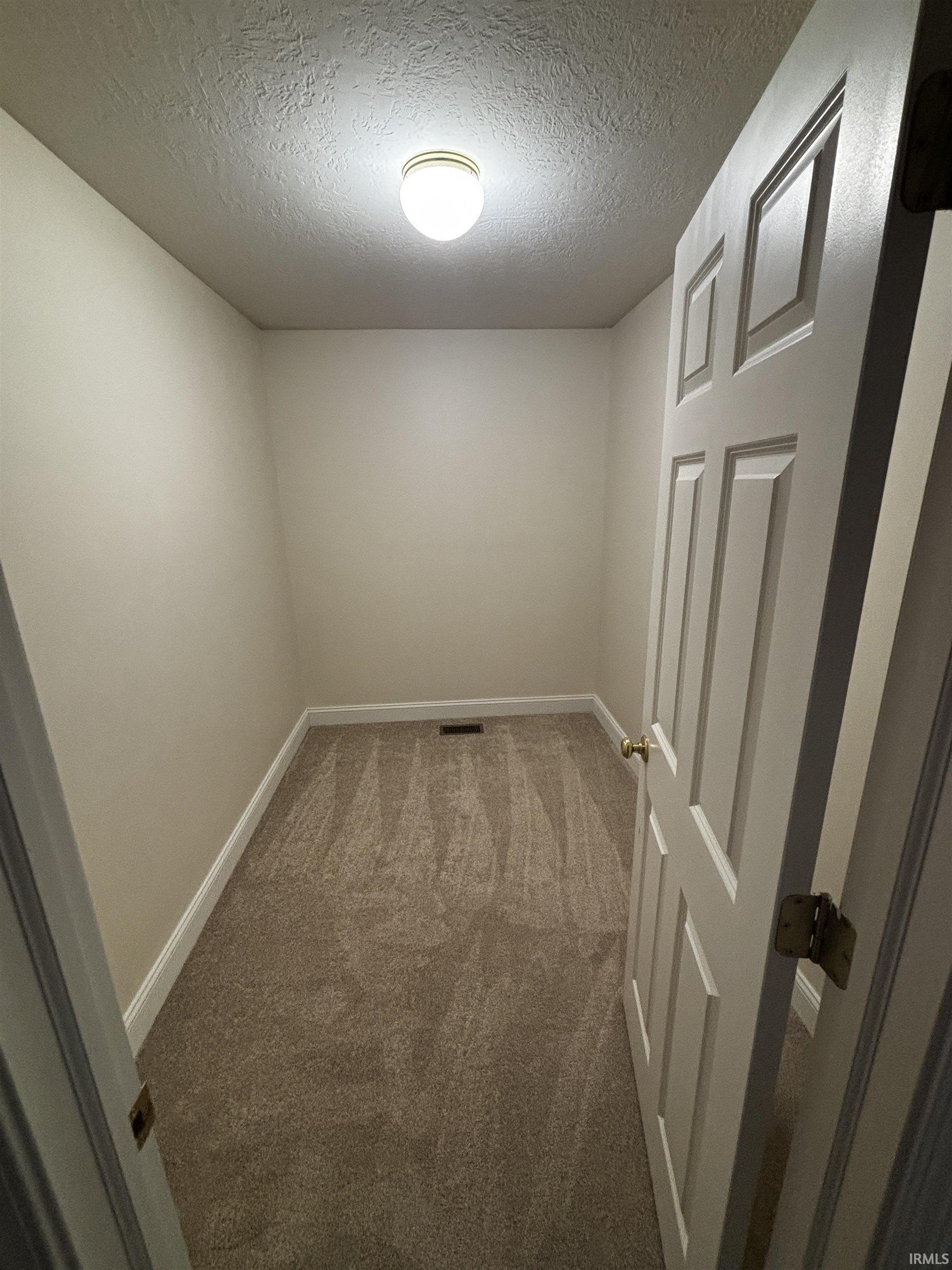 6658 West Mulberry Jefferson Road Frankfort, IN 46041 - Photo 15 of 32