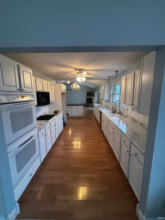 $470,000 | 6658 West Mulberry Jefferson Road, Frankfort, IN 46041