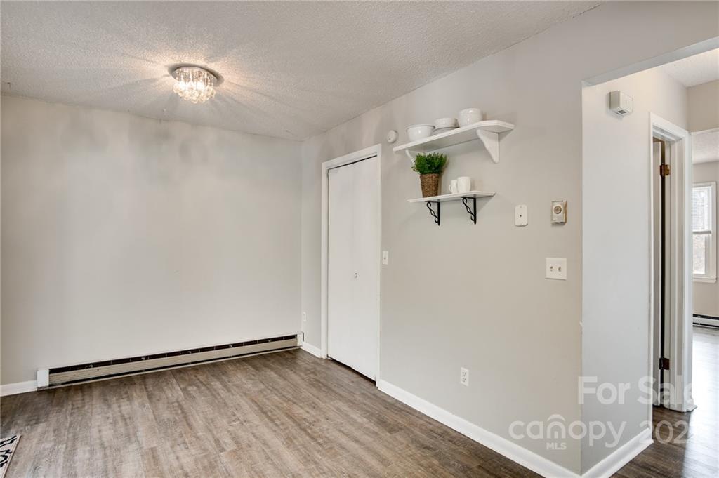 32 East Raccoon Ridge, Unit 5A Sylva, NC 28779 - Photo 8 of 28 Gallery Image 8