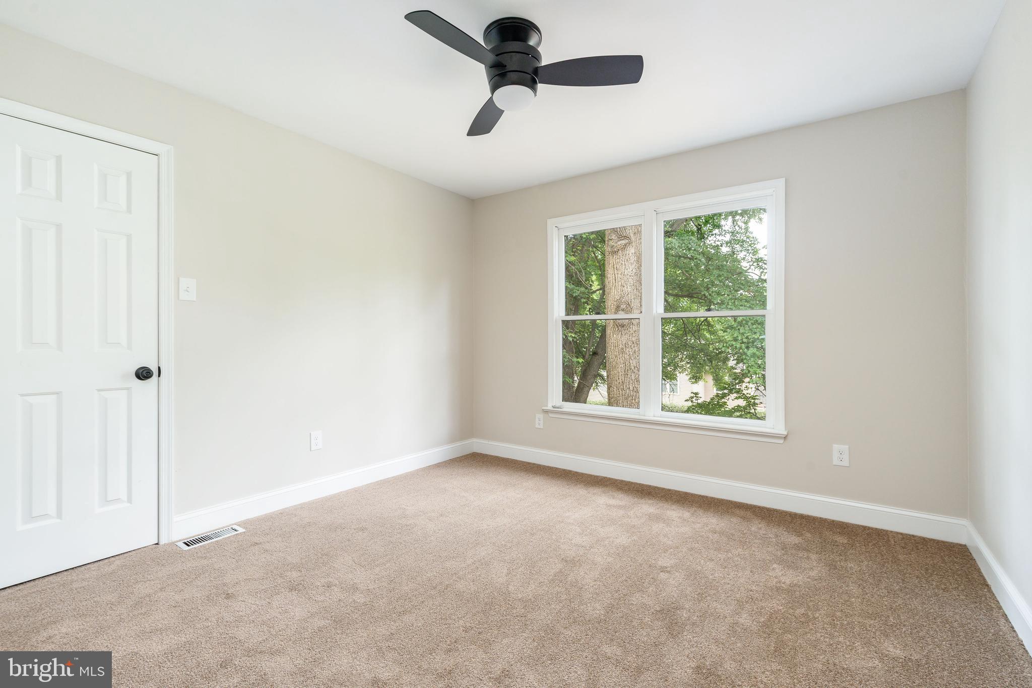 610 Convent Road, Unit D Aston, PA 19014 - Photo 39 of 72 Third Bedroom