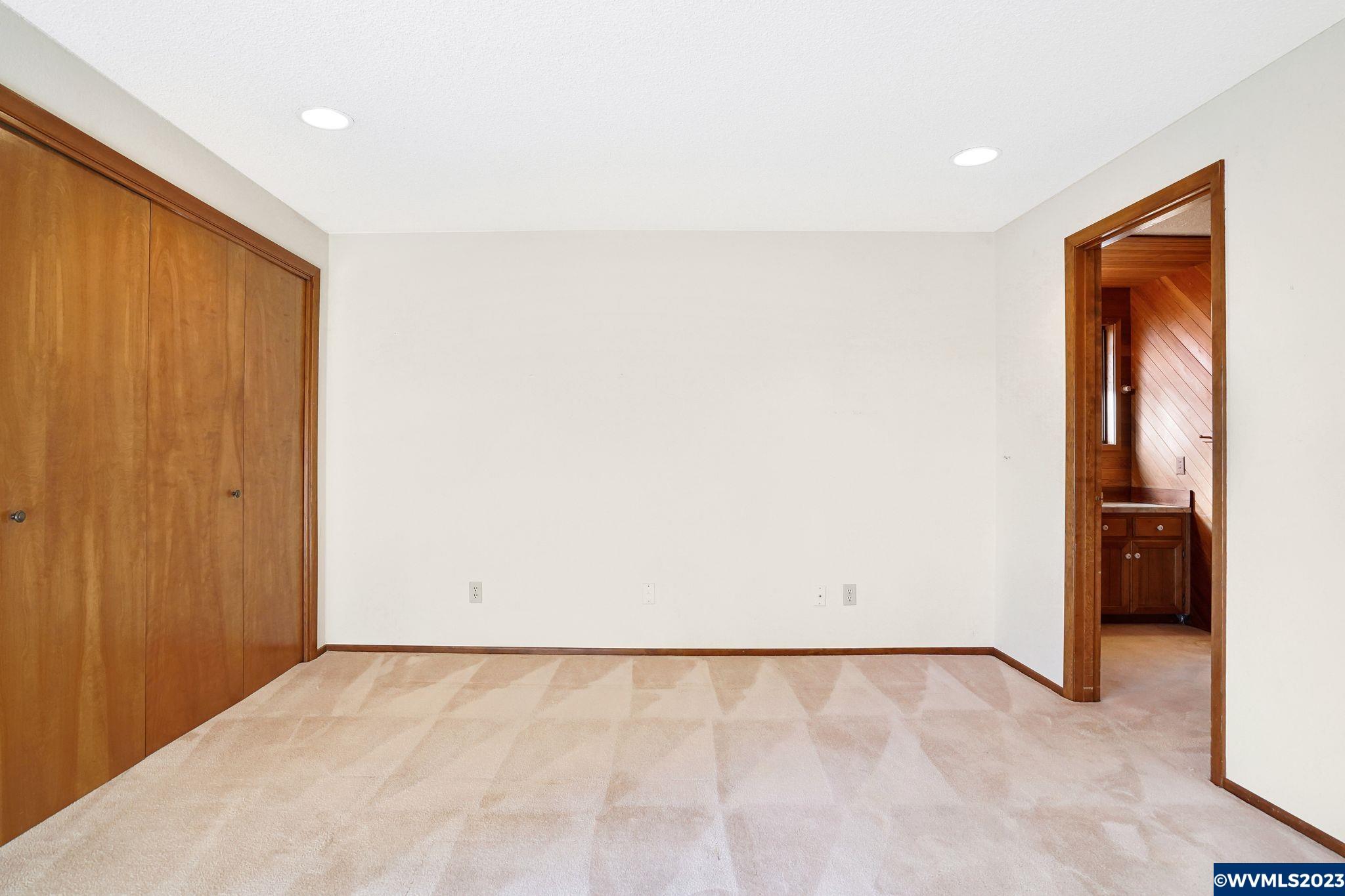 1310 Rafael Avenue North Keizer, OR 97303 - Photo 24 of 37 Gallery Image 24