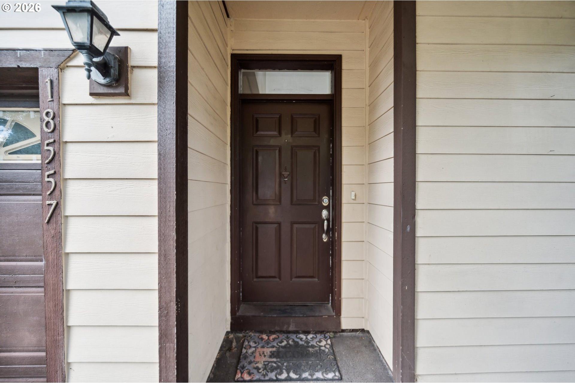 18557 Southwest Ping Court Beaverton, OR 97003 - Photo 4 of 29 Gallery Image 4